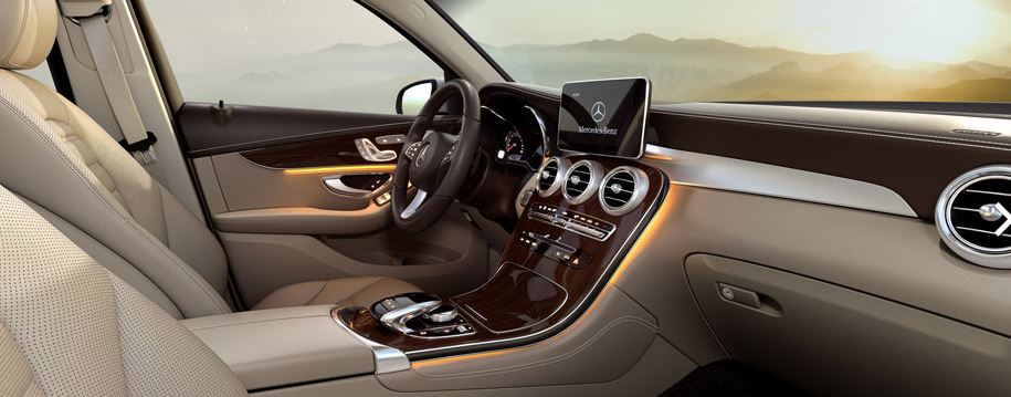 2018 Mercedes-Benz GLC SUV Interior