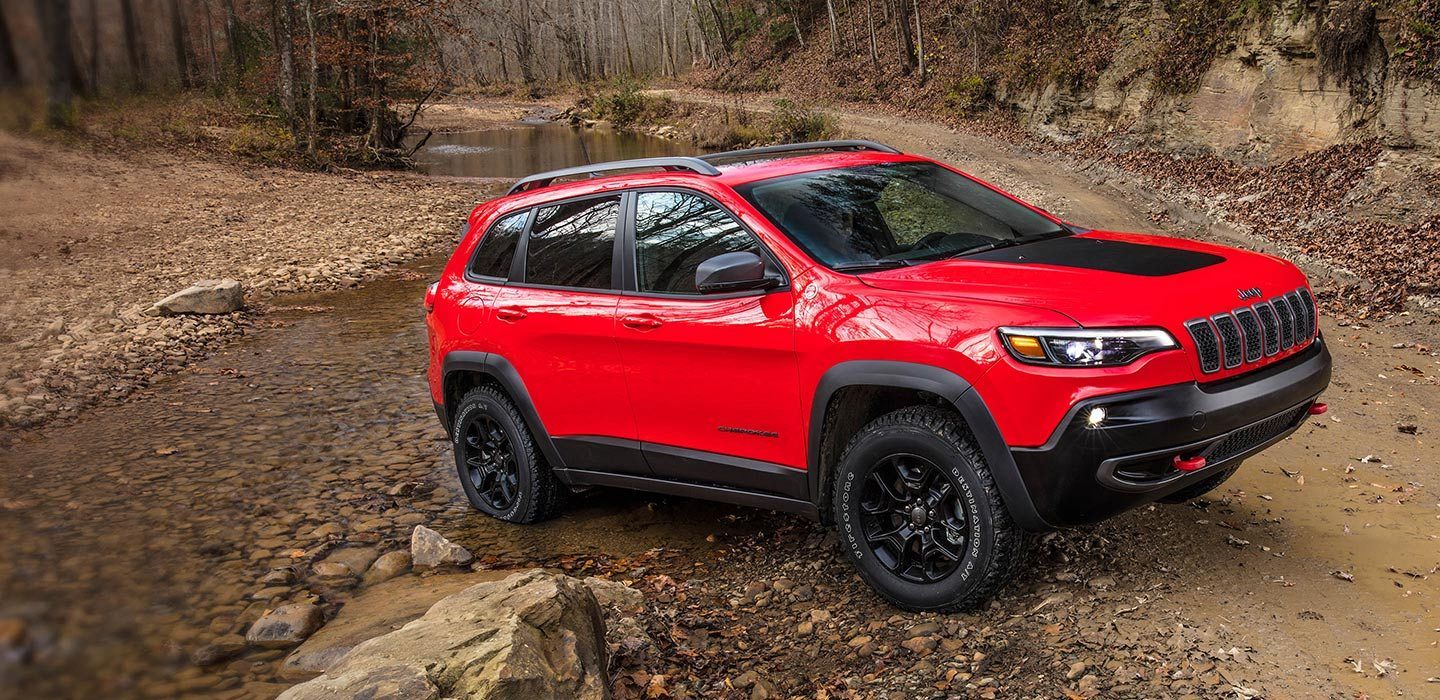 2019-Jeep-Cherokee-Trailhawk-Capability-Trail-Rated-Articulation.