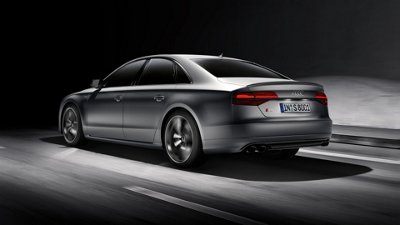 2016-Audi-S8-plus-exterior-design-002