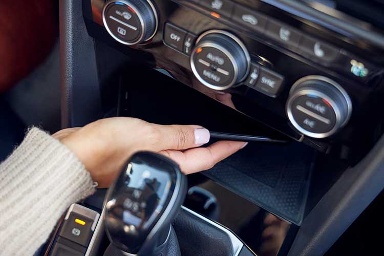 VW-Taos-Interior