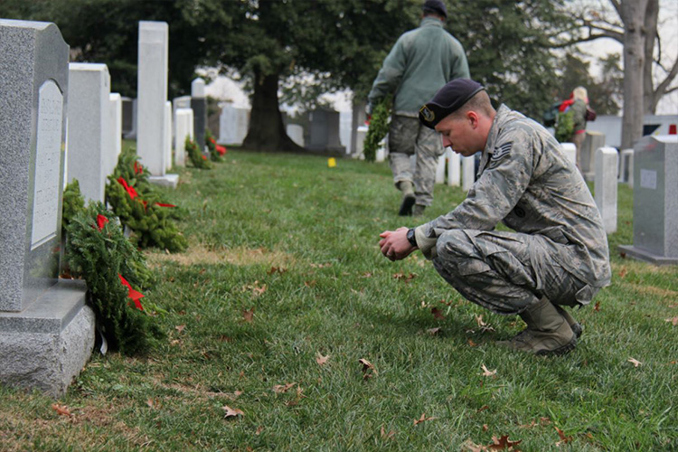 National Wreaths Across America