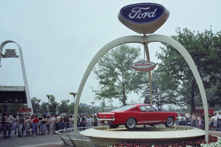 Mustang History Vintage Ford Dealership