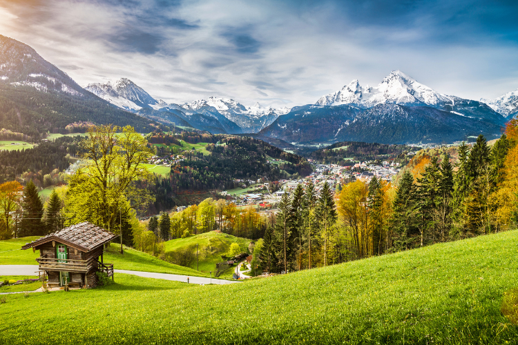 Guide to The Bavarian Alps in Germany for Military